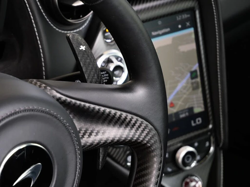 2021 McLaren 765LT - Image 12 of 31