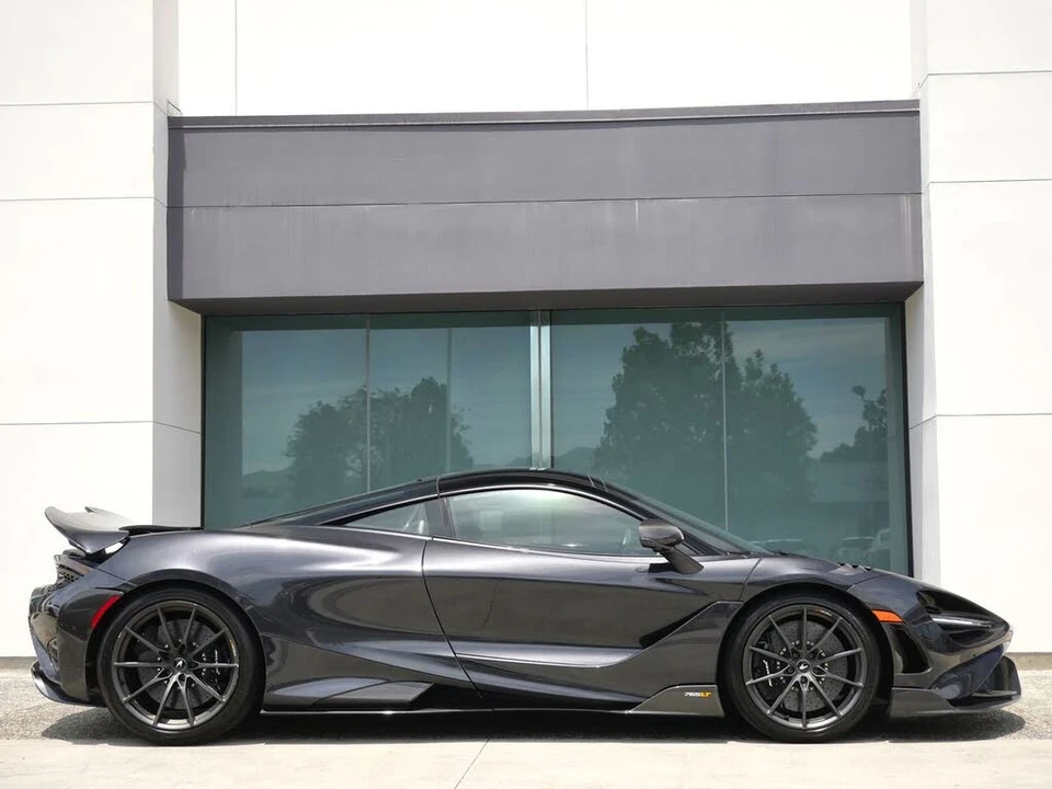 2021 McLaren 765LT - Image 3 of 31
