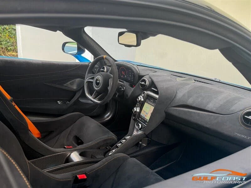 2021 McLaren 765LT - Image 30 of 31