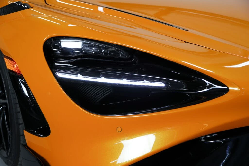 2021 McLaren 765LT - Image 12 of 31