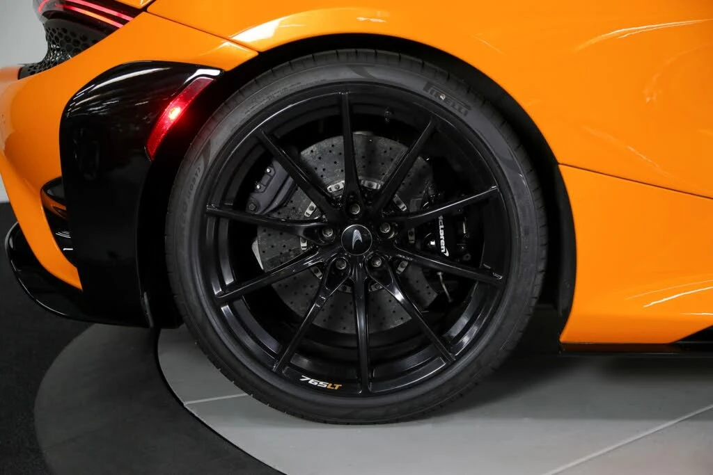 2021 McLaren 765LT - Image 30 of 31