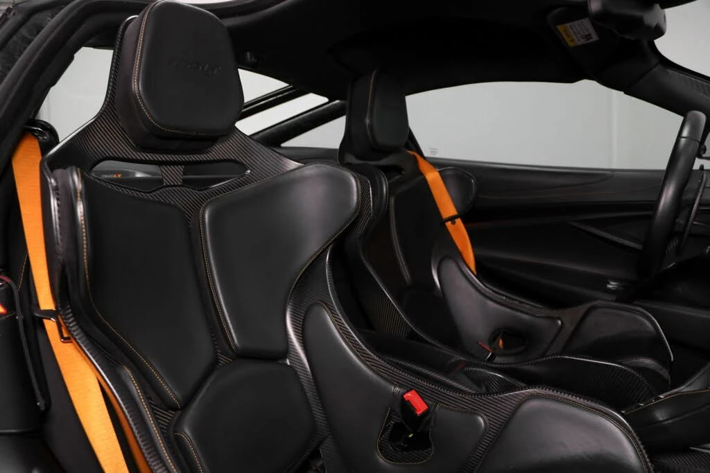 2021 McLaren 765LT - Image 2 of 31