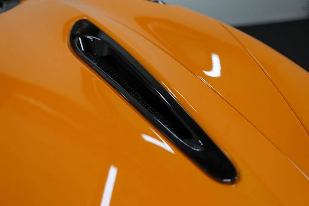 2021 McLaren 765LT - Image 16 of 31