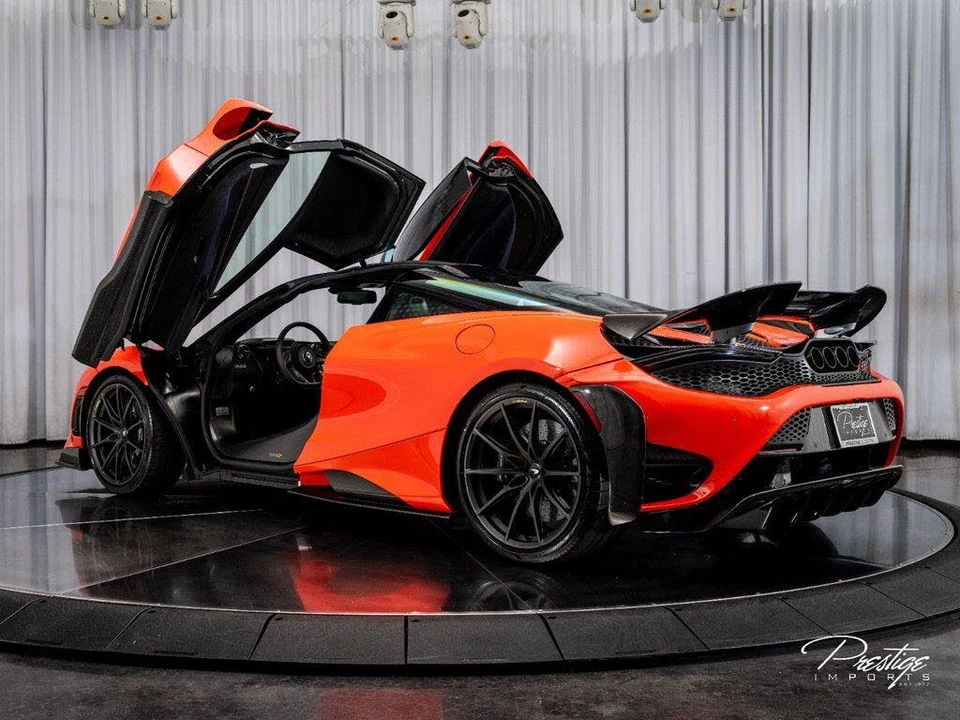 2021 McLaren 765LT - Image 24 of 31