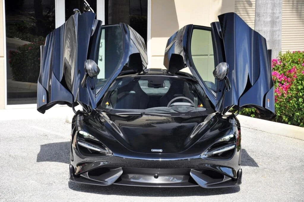 2021 McLaren 765LT - Image 26 of 31