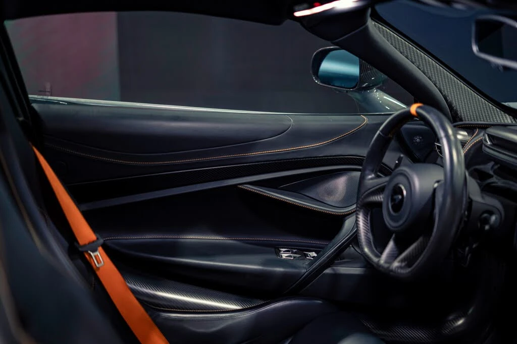 2021 McLaren 765LT - Image 10 of 31