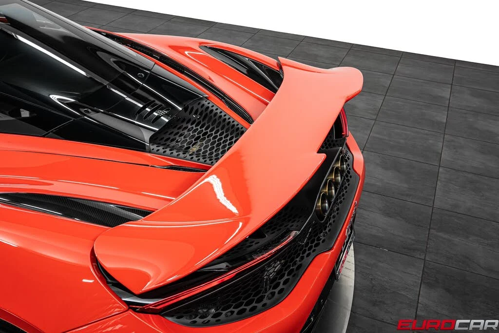 2021 McLaren 765LT - Image 23 of 31