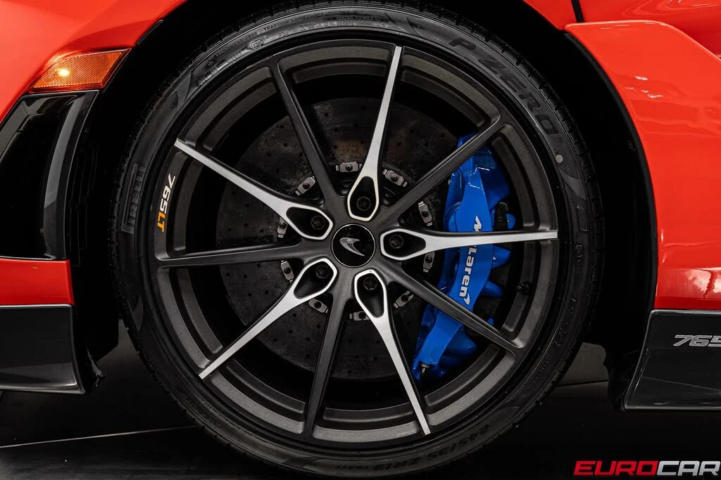 2021 McLaren 765LT - Image 27 of 31