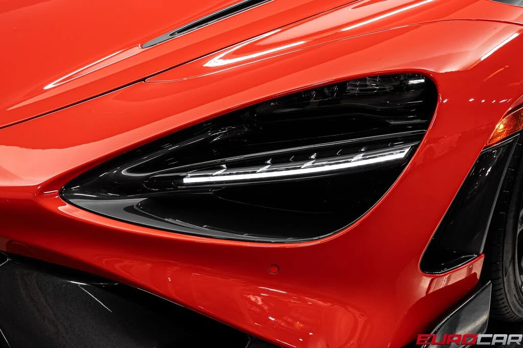 2021 McLaren 765LT - Image 14 of 31