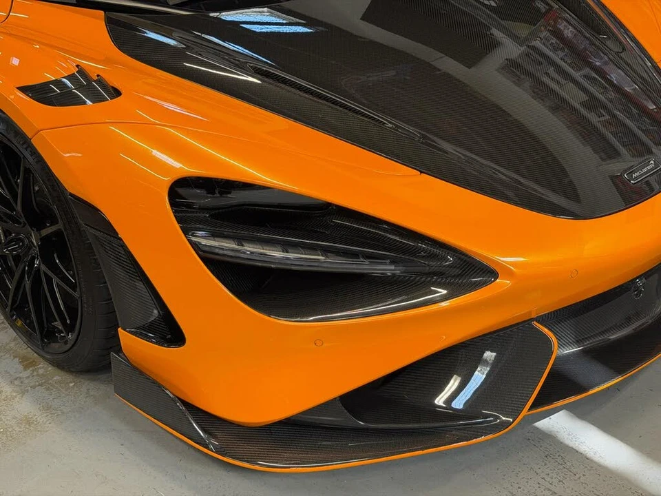 2021 McLaren 765LT - Image 17 of 31
