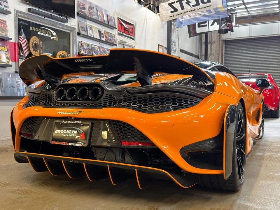 2021 McLaren 765LT - Image 7 of 31
