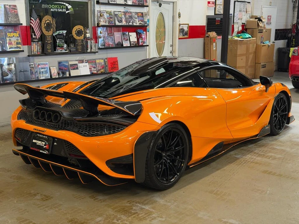 2021 McLaren 765LT - Image 5 of 31
