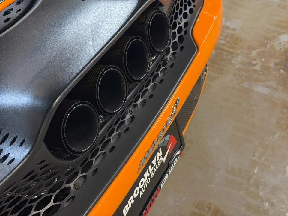 2021 McLaren 765LT - Image 29 of 31