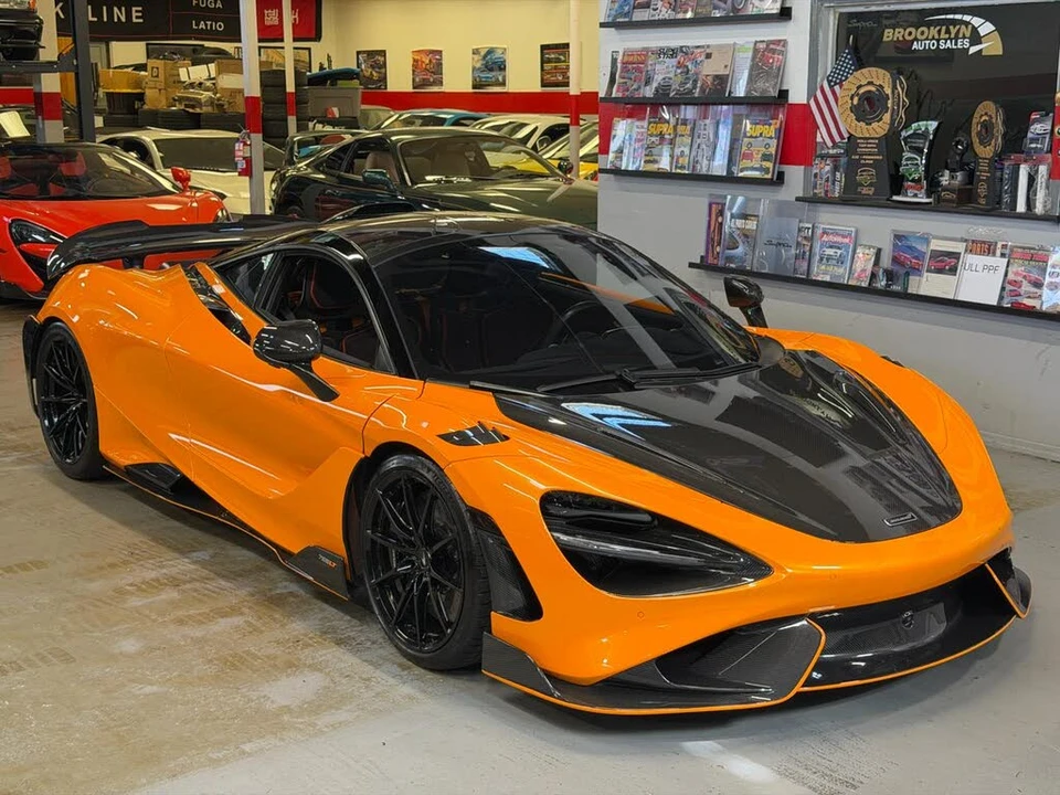 2021 McLaren 765LT - Image 4 of 31