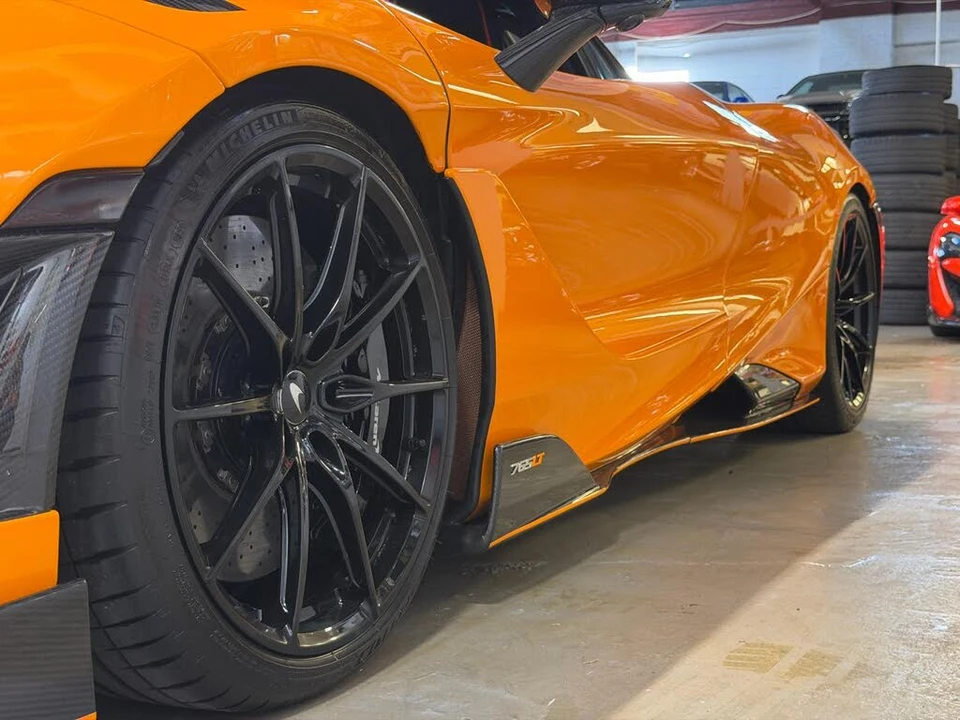 2021 McLaren 765LT - Image 24 of 31