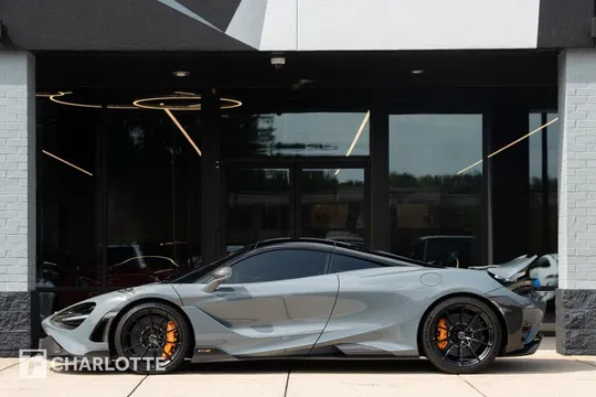2021 McLaren 765LT RWD