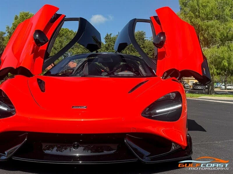 2021 McLaren 765LT - Image 3 of 31