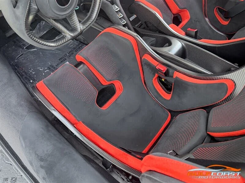 2021 McLaren 765LT - Image 23 of 31