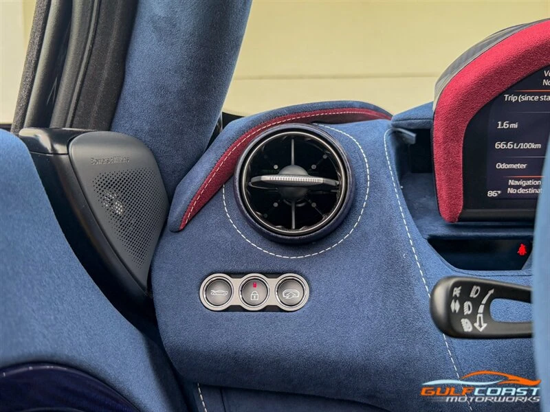 2021 McLaren 765LT - Image 24 of 31