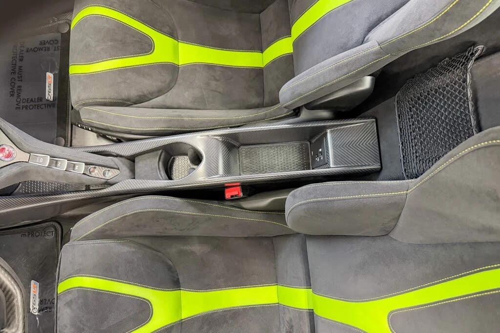 2021 McLaren 765LT - Image 24 of 31