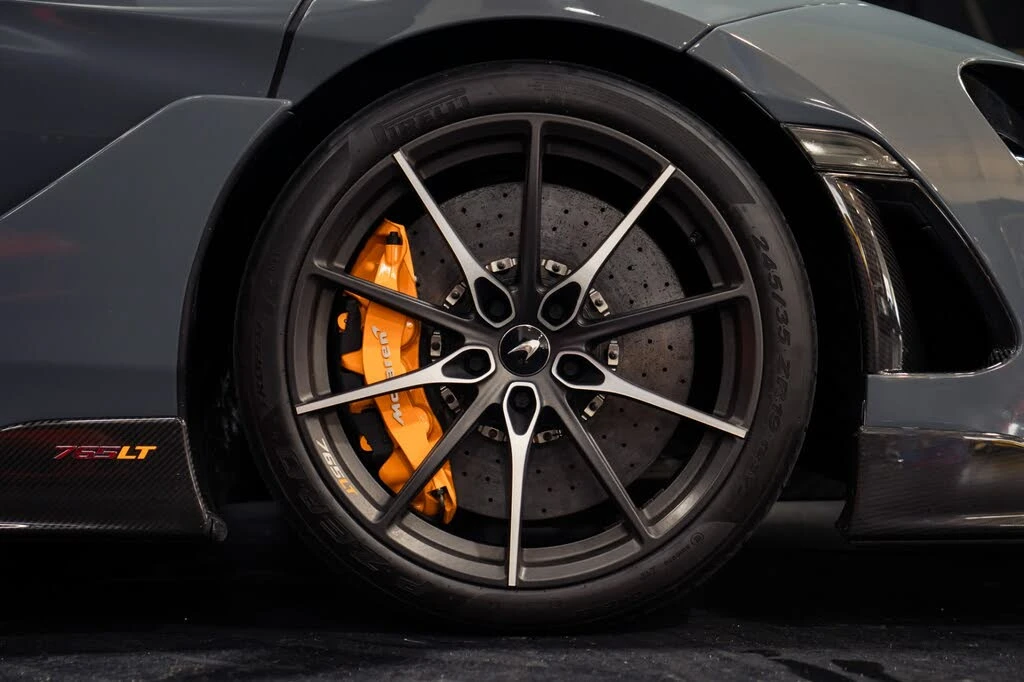 2021 McLaren 765LT - Image 8 of 31