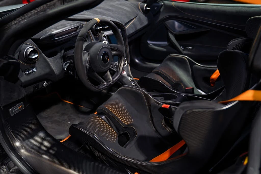2021 McLaren 765LT - Image 2 of 31