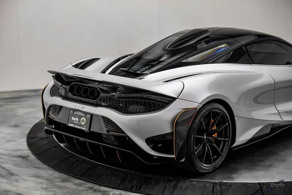 2021 McLaren 765LT - Image 24 of 31