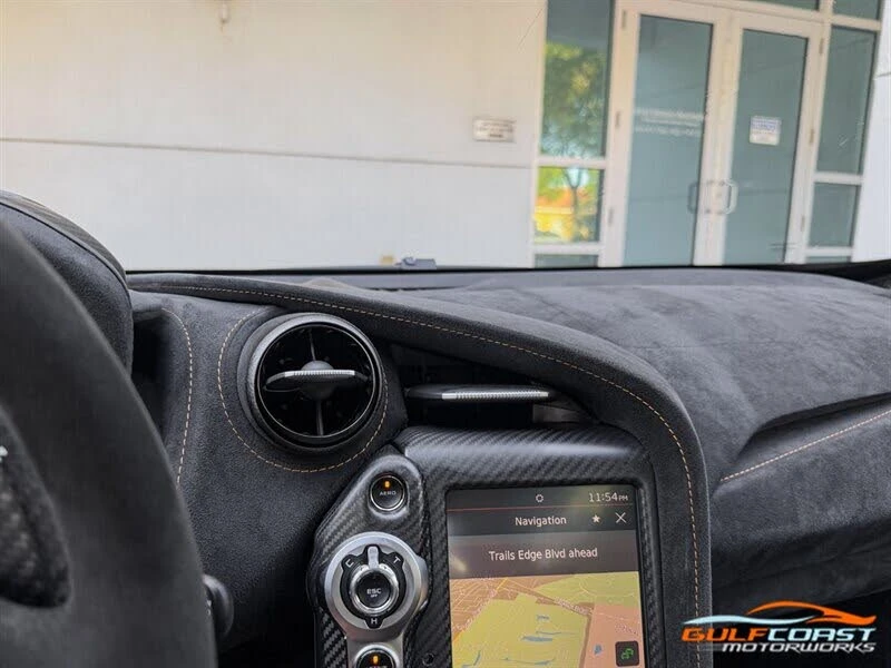 2021 McLaren 765LT - Image 17 of 31