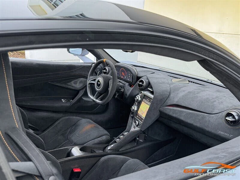 2021 McLaren 765LT - Image 28 of 31