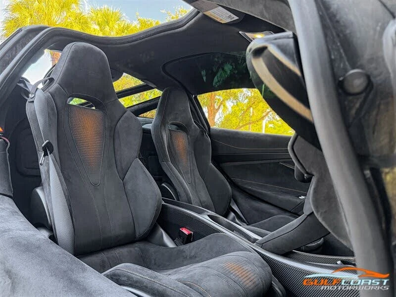 2021 McLaren 765LT - Image 30 of 31