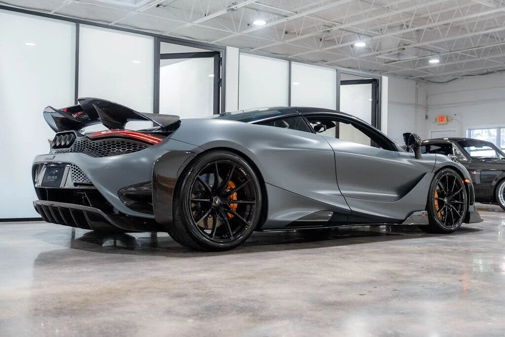 2021 McLaren 765LT - Image 29 of 31