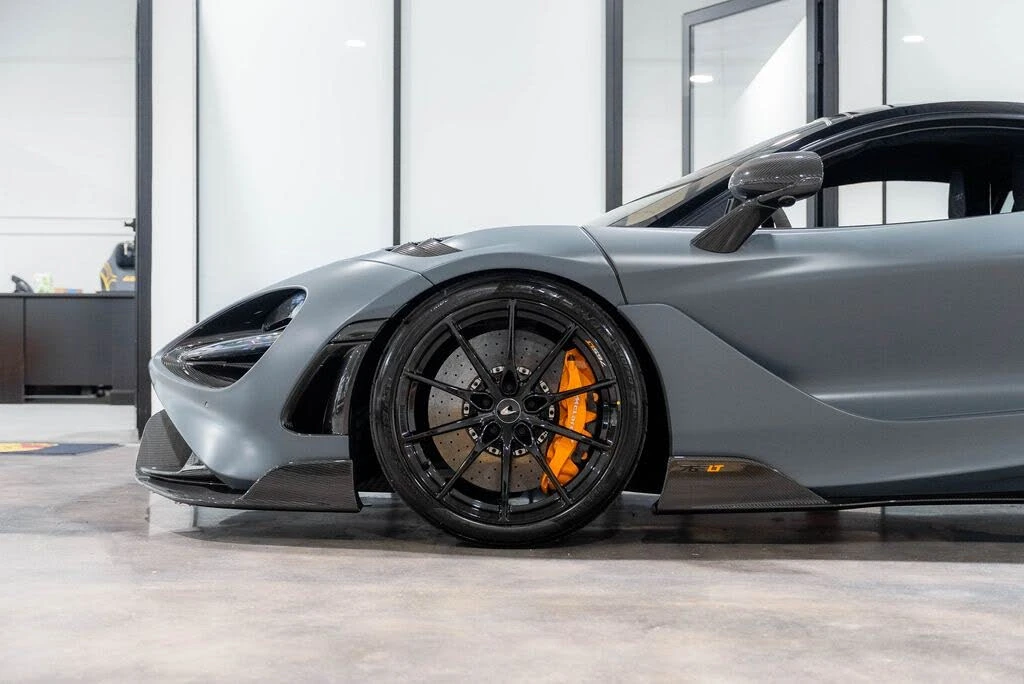 2021 McLaren 765LT - Image 23 of 31