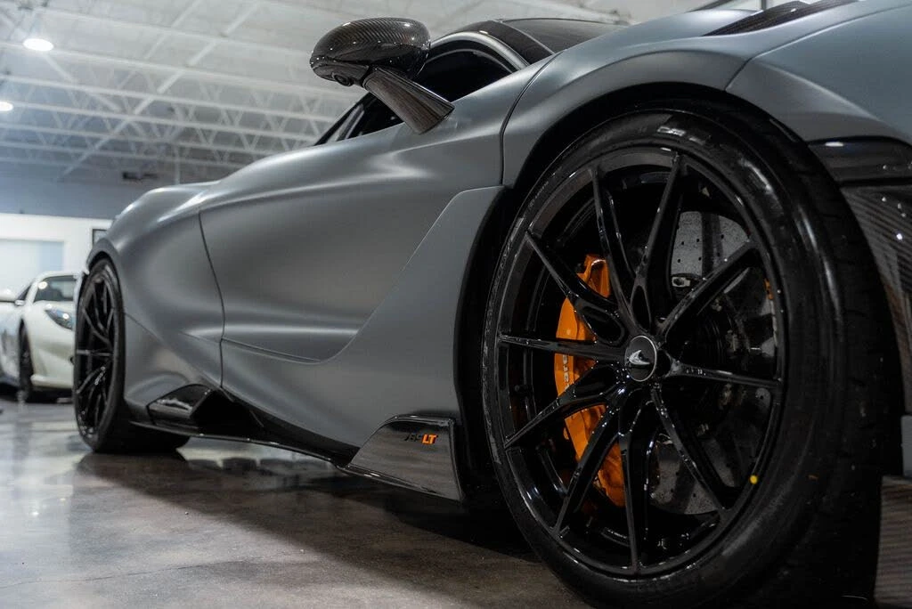 2021 McLaren 765LT - Image 10 of 31