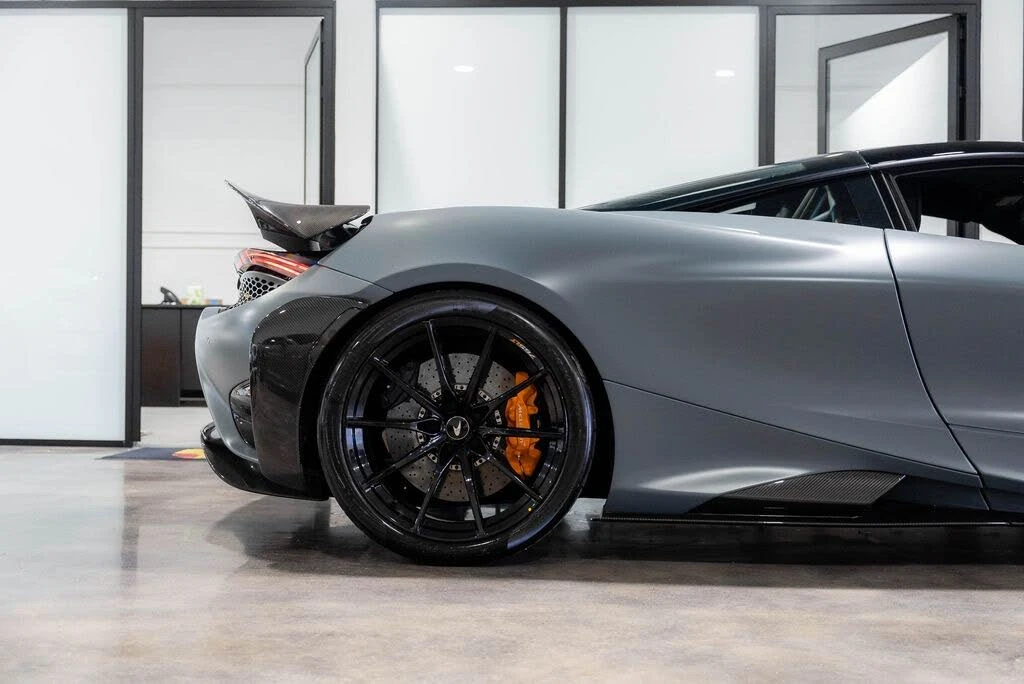 2021 McLaren 765LT - Image 26 of 31