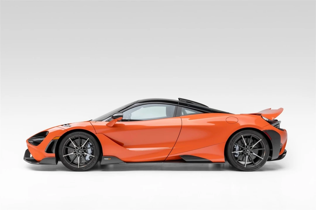 2021 McLaren 675LT - Image 10 of 12
