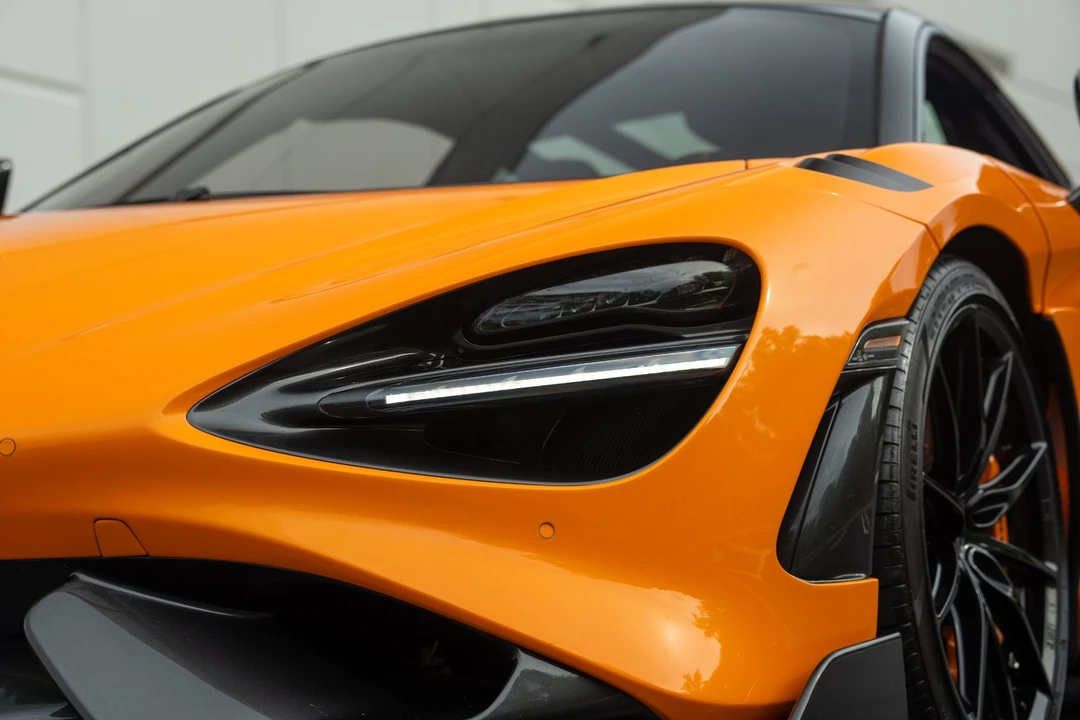 2021 McLaren 675LT - Image 27 of 31