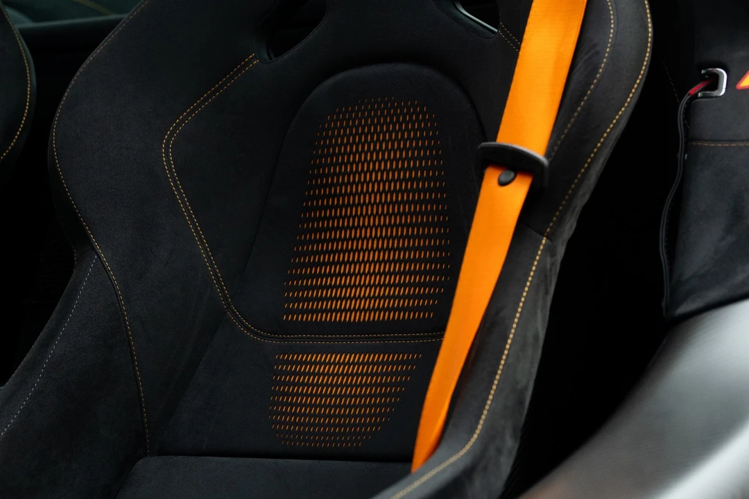 2021 McLaren 675LT - Image 6 of 21