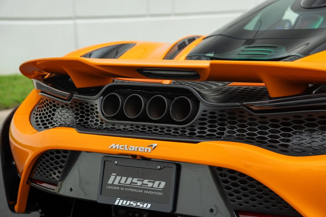 2021 McLaren 675LT - Image 19 of 21