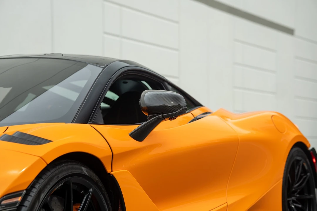 2021 McLaren 675LT - Image 26 of 31