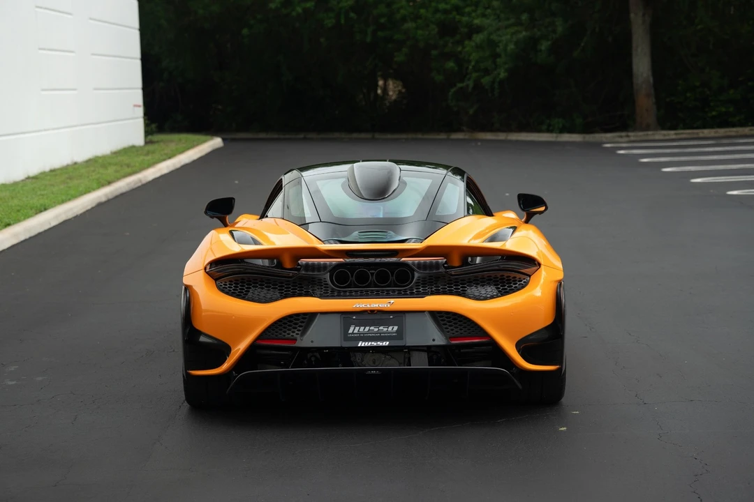 2021 McLaren 675LT - Image 20 of 21