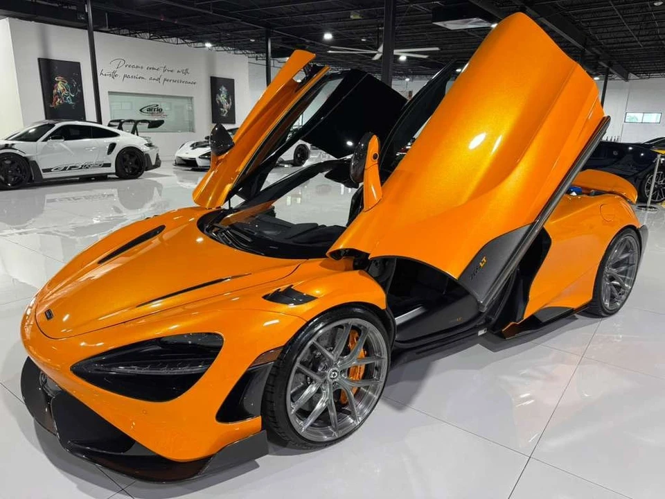 2021 McLaren 765LT - Image 11 of 12
