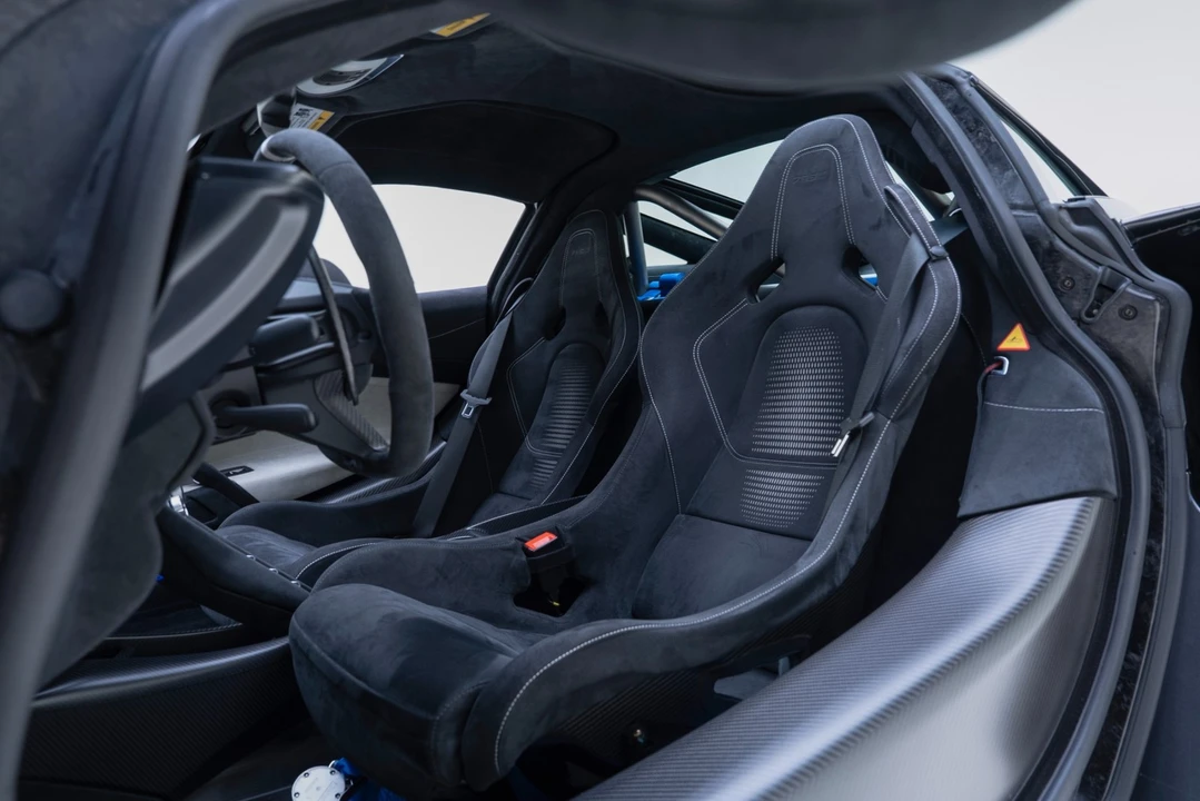 2021 McLaren 675LT - Image 23 of 31