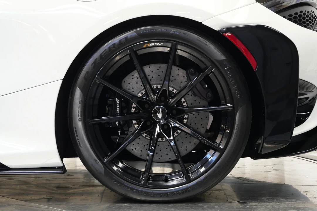 2021 McLaren 765LT - Image 11 of 21
