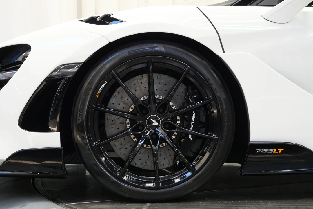 2021 McLaren 765LT - Image 10 of 21