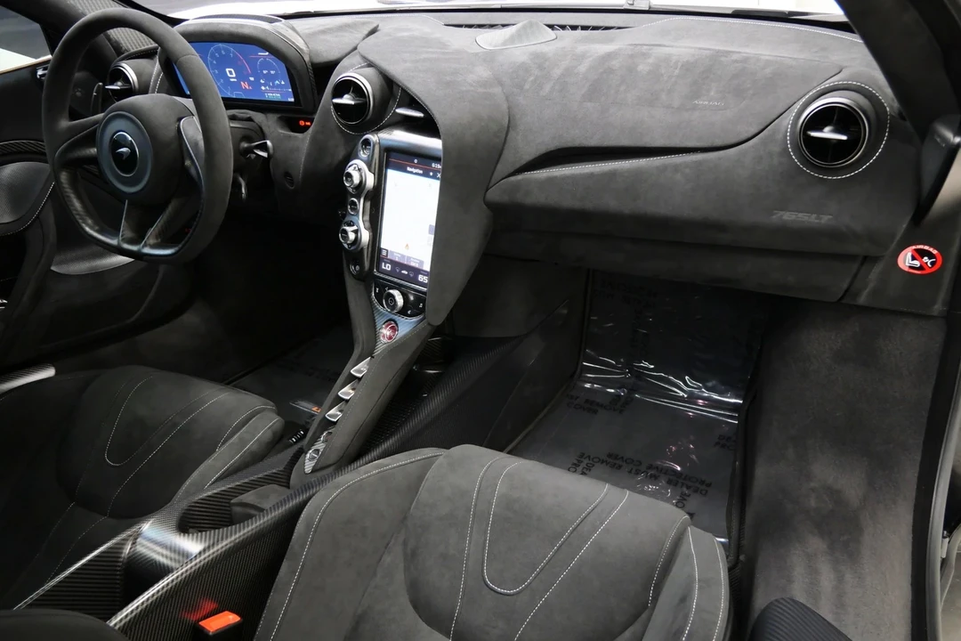 2021 McLaren 765LT - Image 14 of 21