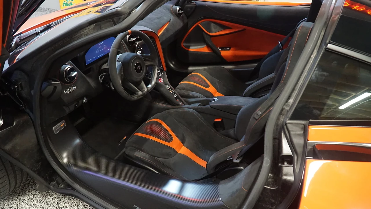 2021 McLaren 765LT - Image 5 of 31