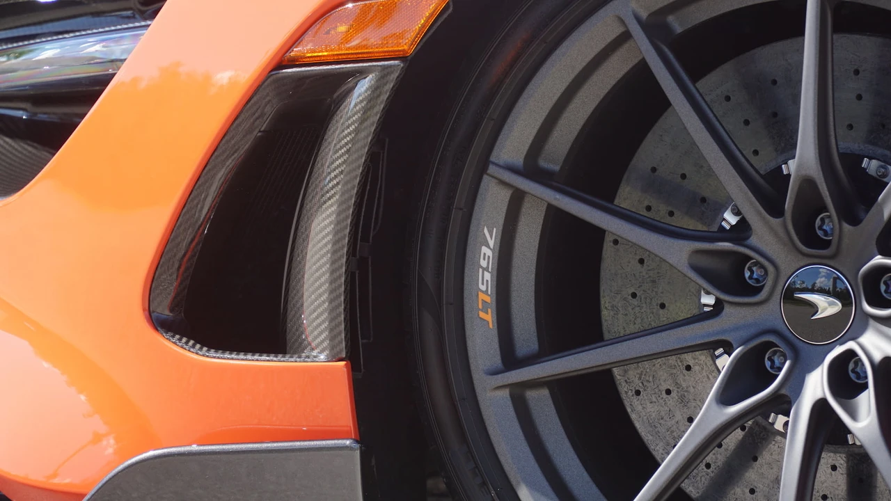2021 McLaren 765LT - Image 19 of 31