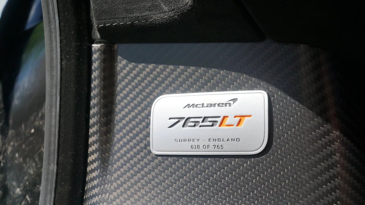 2021 McLaren 765LT - Image 21 of 31