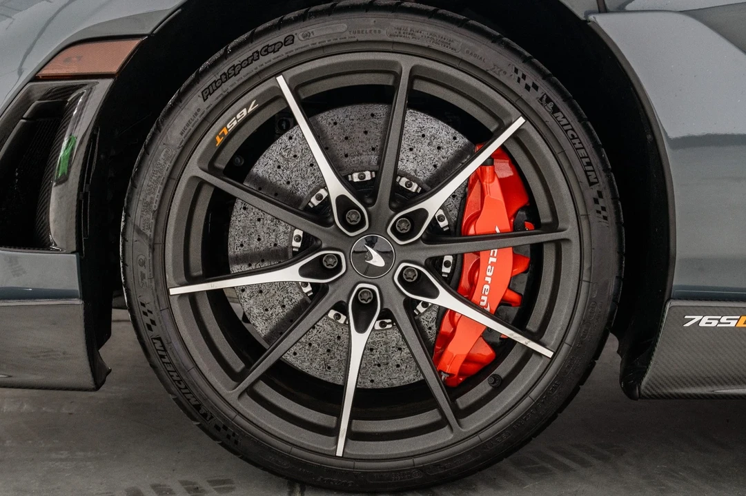 2021 McLaren 765LT - Image 9 of 21