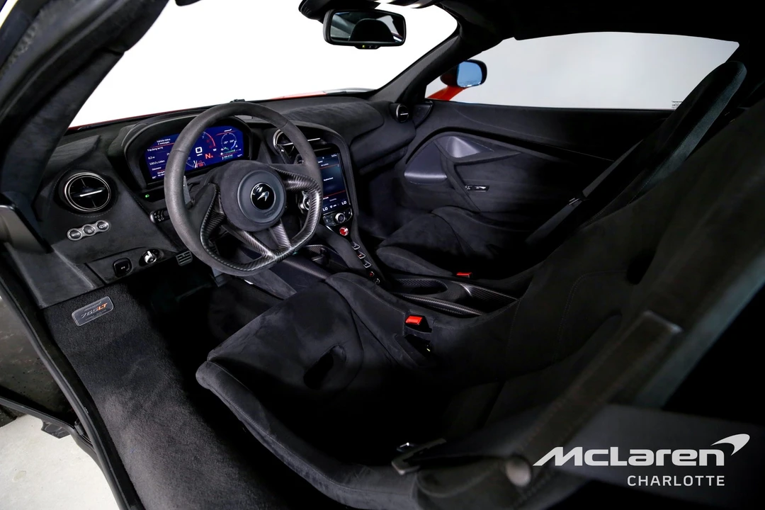 2021 McLaren 765LT - Image 13 of 21